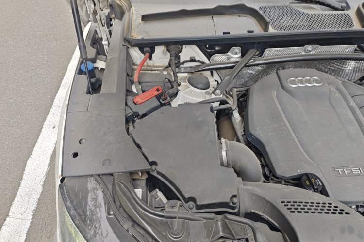 Used Audi Q5L 2018 45 TFSI Prestige Elegant Version China V Engine Bay Right