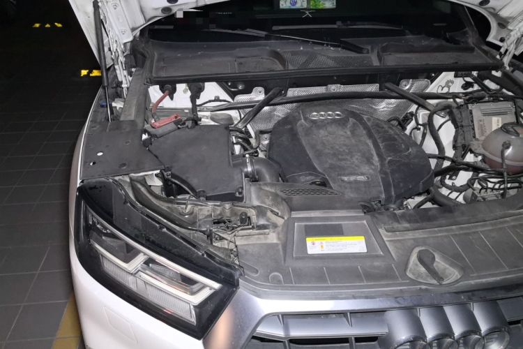 Used Audi Q5L 2018 40 TFSI Prestige Fashion Edition China V Engine Bay Right