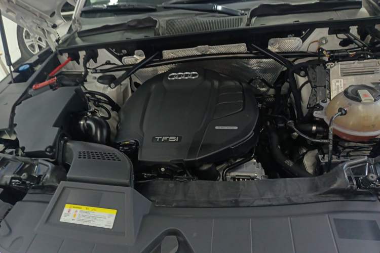 Used Audi Q5L 2018 40 TFSI Prestige Fashion Edition China V Engine Bay