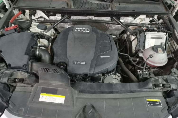 Used Audi Q5L 2018 40 TFSI Prestige Fashion Edition China VI Engine Bay