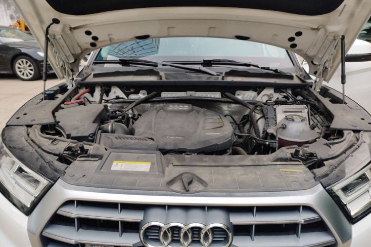 Used Audi Q5L 2018 40 TFSI Prestige Fashion Edition China V Engine Bay