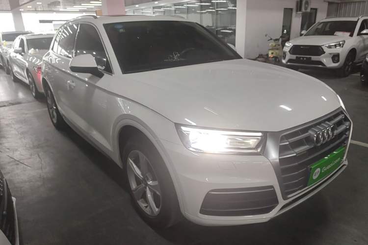 Used Audi Q5L 2018 40 TFSI Prestige Edition China VI Emission Standard Exterior 1