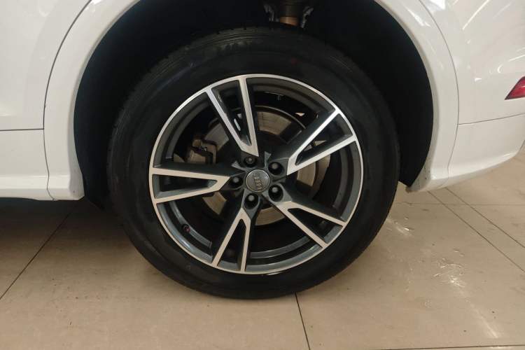 Used Audi Q5L 2018 45 TFSI Prestige Fashion Edition China V Emission Standard Exterior 2