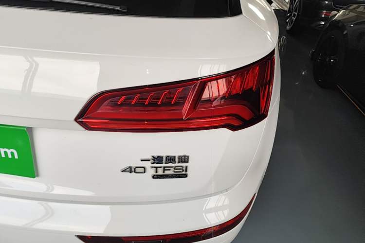 Used Audi Q5L 2018 40 TFSI Prestige Edition China VI Emission Standard Exterior 3