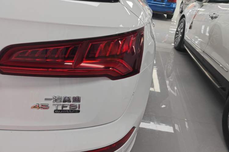 Used Audi Q5L 2018 45 TFSI Prestige Fashion Edition China VI Emission Standard Exterior 3