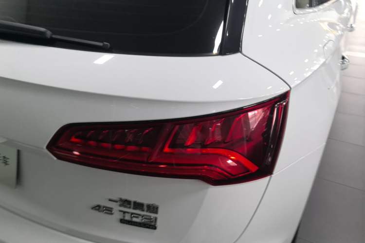 Used Audi Q5L 2018 45 TFSI Prestige Fashion Edition China VI Emission Standard Exterior 3