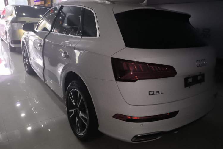 Used Audi Q5L 2018 40 TFSI Prestige Fashion Edition China VI Exterior 3