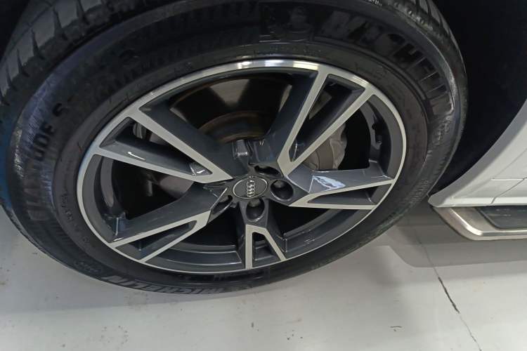 Used Audi Q5L 2018 40 TFSI Prestige Fashion Edition China V Exterior 4