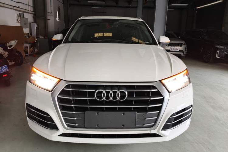 Used Audi Q5L 2018 40 TFSI Prestige Fashion Edition China VI Front