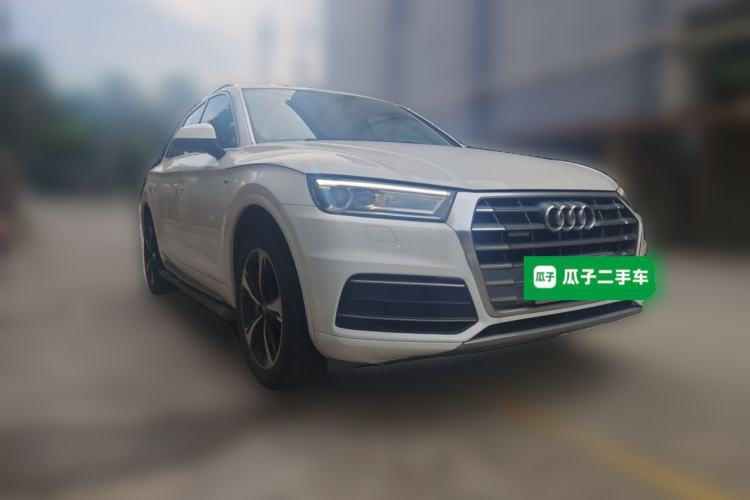 Used Audi Q5L 2018 40 TFSI Prestige Edition China VI Emission Standard Front Right 45 Deg