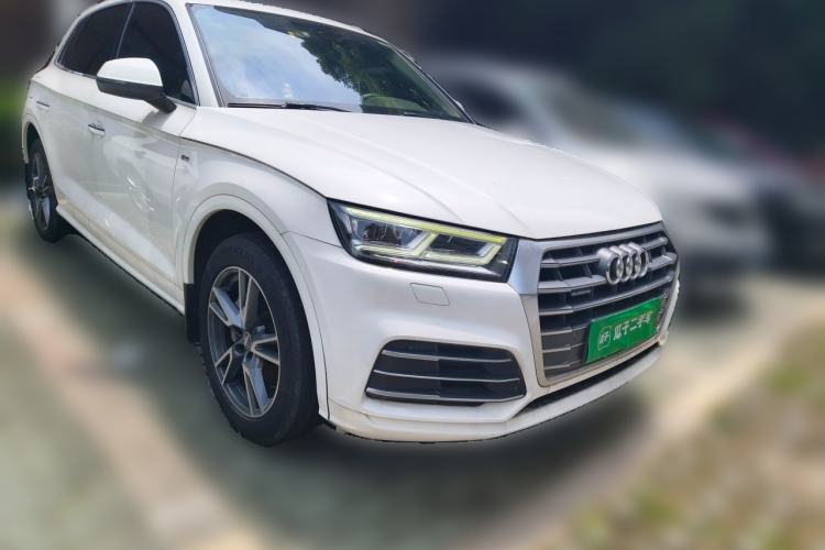 Used Audi Q5L 2018 45 TFSI Prestige Fashion Edition China V Emission Standard Front Right 45 Deg
