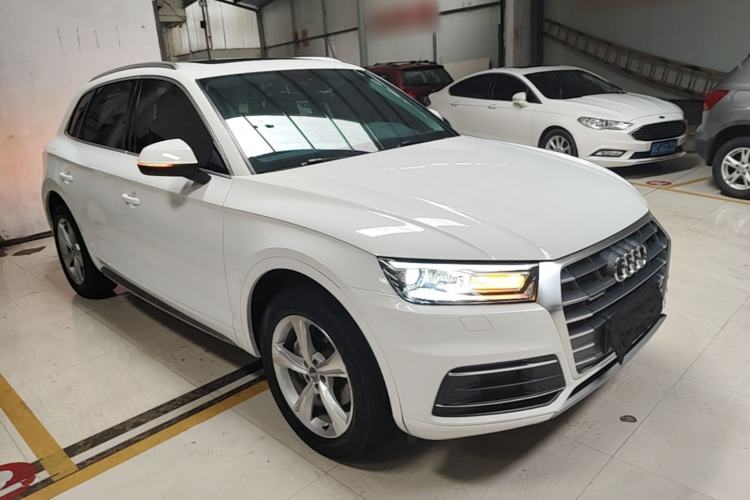 Used Audi Q5L 2018 40 TFSI Prestige Edition China VI Emission Standard Front Right 45 Deg