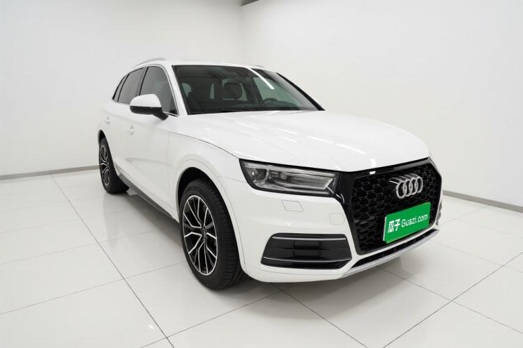 Used Audi Q5L 2018 40 TFSI Prestige Edition China VI Emission Standard Front Right 45 Deg
