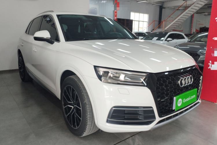 Used Audi Q5L 2018 40 TFSI Prestige Edition China VI Emission Standard Front Right 45 Deg