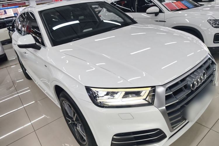 Used Audi Q5L 2018 45 TFSI Prestige Fashion Edition China V Emission Standard Front Right 45 Deg