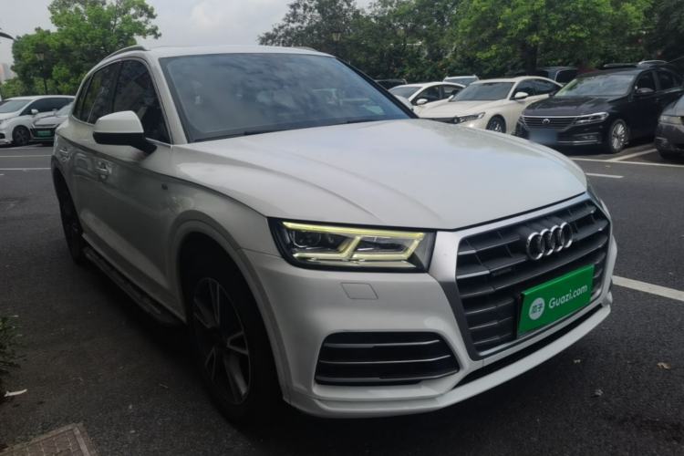 Used Audi Q5L 2018 40 TFSI Prestige Fashion Edition China VI Front Right 45 Deg