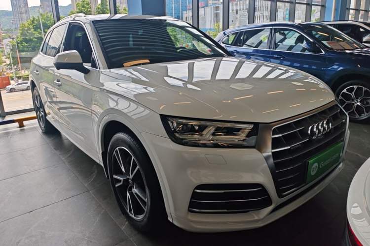 Used Audi Q5L 2018 40 TFSI Prestige Fashion Edition China VI Front Right 45 Deg
