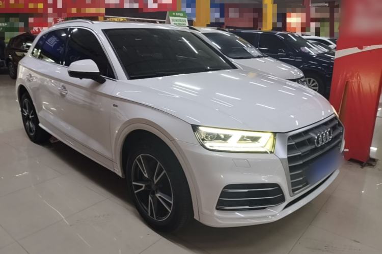 Used Audi Q5L 2018 45 TFSI Prestige Fashion Edition China V Emission Standard Front Right 45 Deg