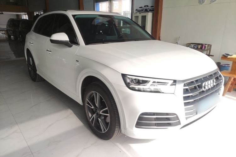 Used Audi Q5L 2018 45 TFSI Prestige Fashion Edition China V Emission Standard Front Right 45 Deg