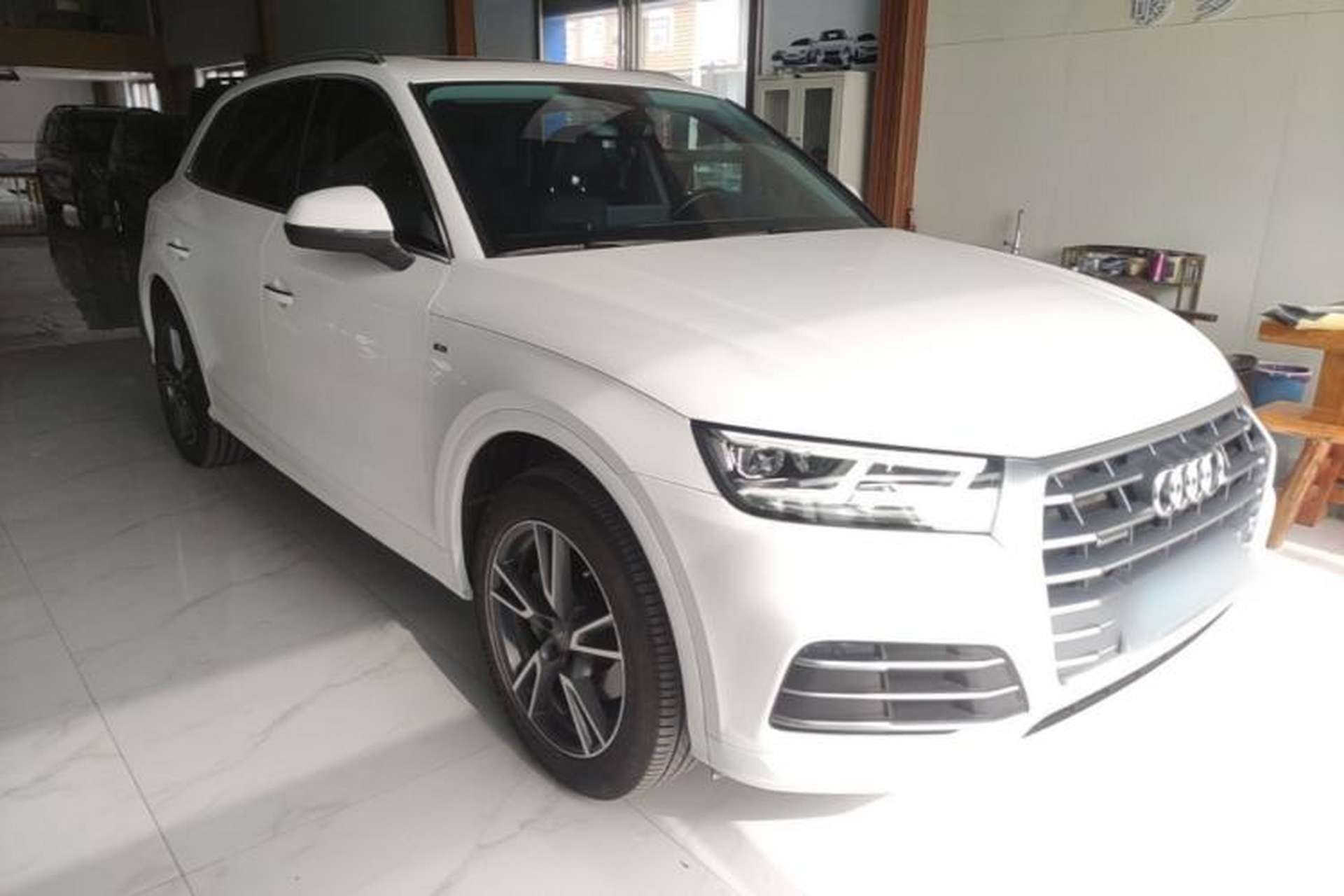 Used Audi Q5L 2018 45 TFSI Prestige Fashion Edition China V Emission Standard Front Right 45 Deg