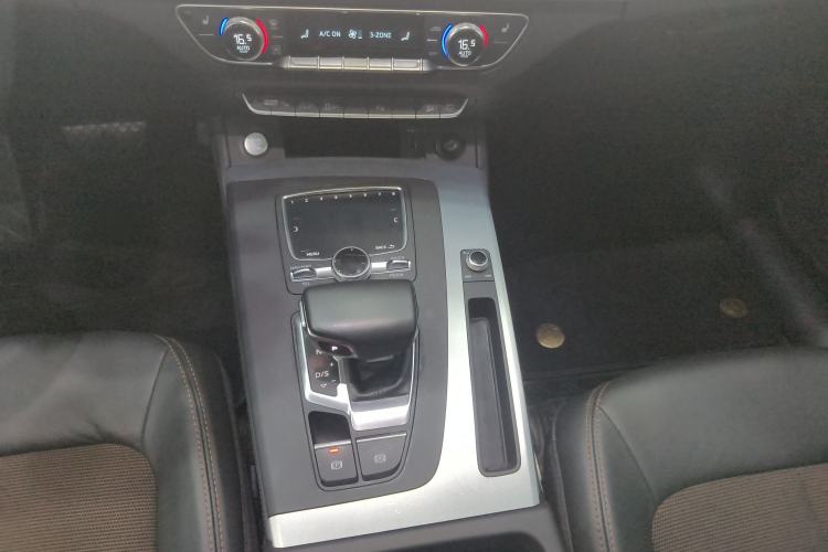 Used Audi Q5L 2018 40 TFSI Prestige Fashion Edition China V Gear Lever