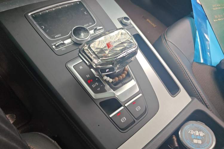 Used Audi Q5L 2018 40 TFSI Prestige Fashion Edition China V Gear Lever