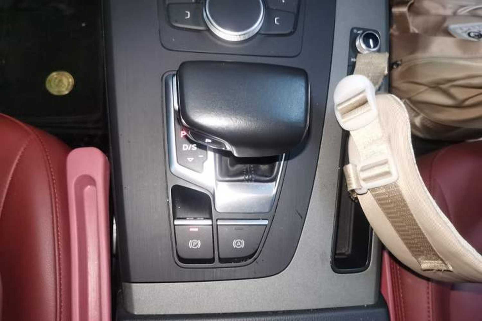Used Audi Q5L 2018 40 TFSI Prestige Edition China V Gear Lever