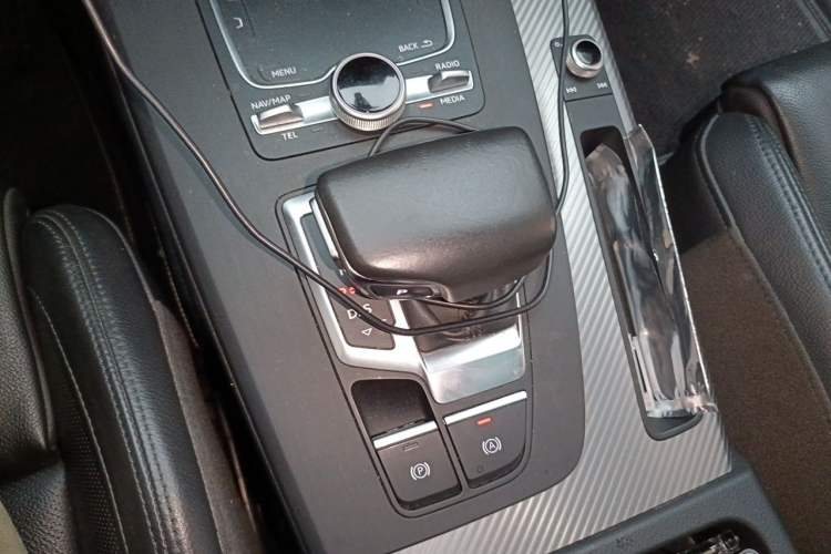 Used Audi Q5L 2018 45 TFSI Prestige Sport China V Gear Lever