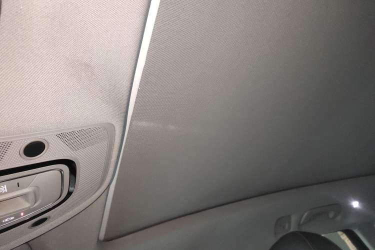 Used Audi Q5L 2018 40 TFSI Prestige Edition China V Headliner