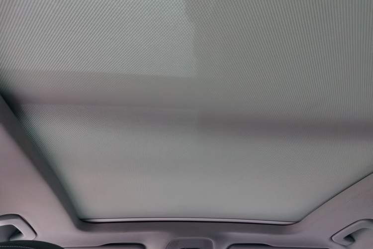 Used Audi Q5L 2018 40 TFSI Prestige Fashion Edition China VI Headliner