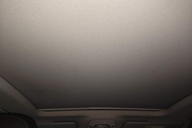 Used Audi Q5L 2018 45 TFSI Prestige Fashion Edition China V Emission Standard Headliner