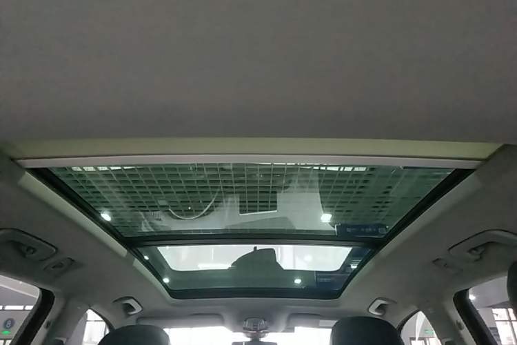 Used Audi Q5L 2018 40 TFSI Prestige Fashion Edition China VI Headliner