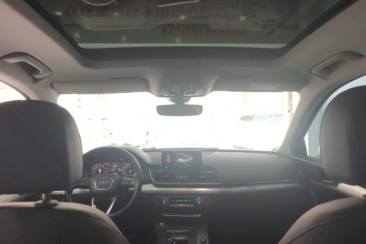 Used Audi Q5L 2018 40 TFSI Prestige Fashion Edition China V Headliner