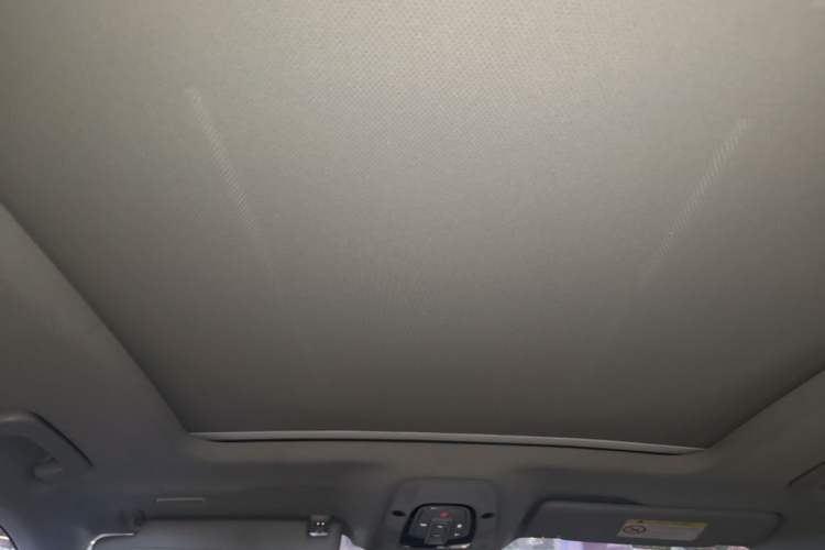 Used Audi Q5L 2018 40 TFSI Prestige Fashion Edition China VI Headliner