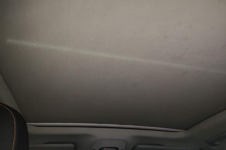 Used Audi Q5L 2018 45 TFSI Prestige Fashion Edition China VI Emission Standard Headliner