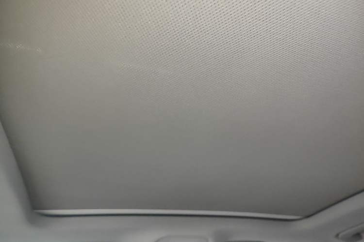 Used Audi Q5L 2018 45 TFSI Prestige Fashion Edition China V Emission Standard Headliner