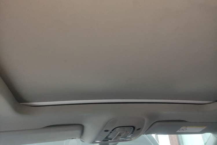 Used Audi Q5L 2018 45 TFSI Prestige Fashion Edition China V Emission Standard Headliner