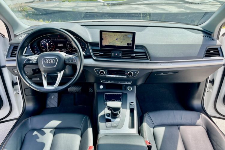 Used Audi Q5L 2018 45 TFSI Prestige Fashion Edition China V Emission Standard Interior 1