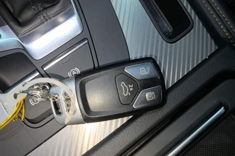 Used Audi Q5L 2018 45 TFSI Prestige Fashion Edition China VI Emission Standard Interior 1