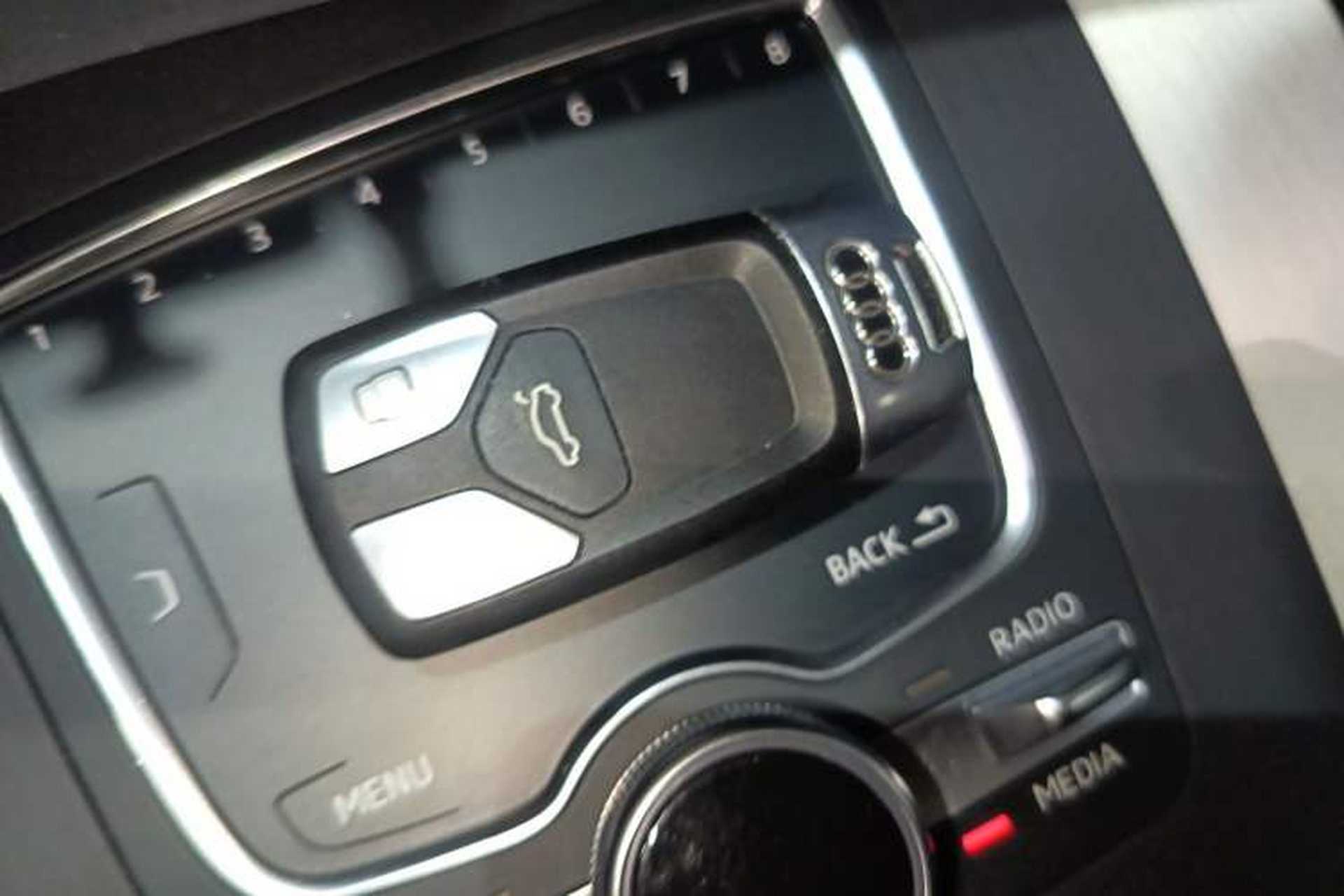 Used Audi Q5L 2018 40 TFSI Prestige Fashion Edition China V Interior 1