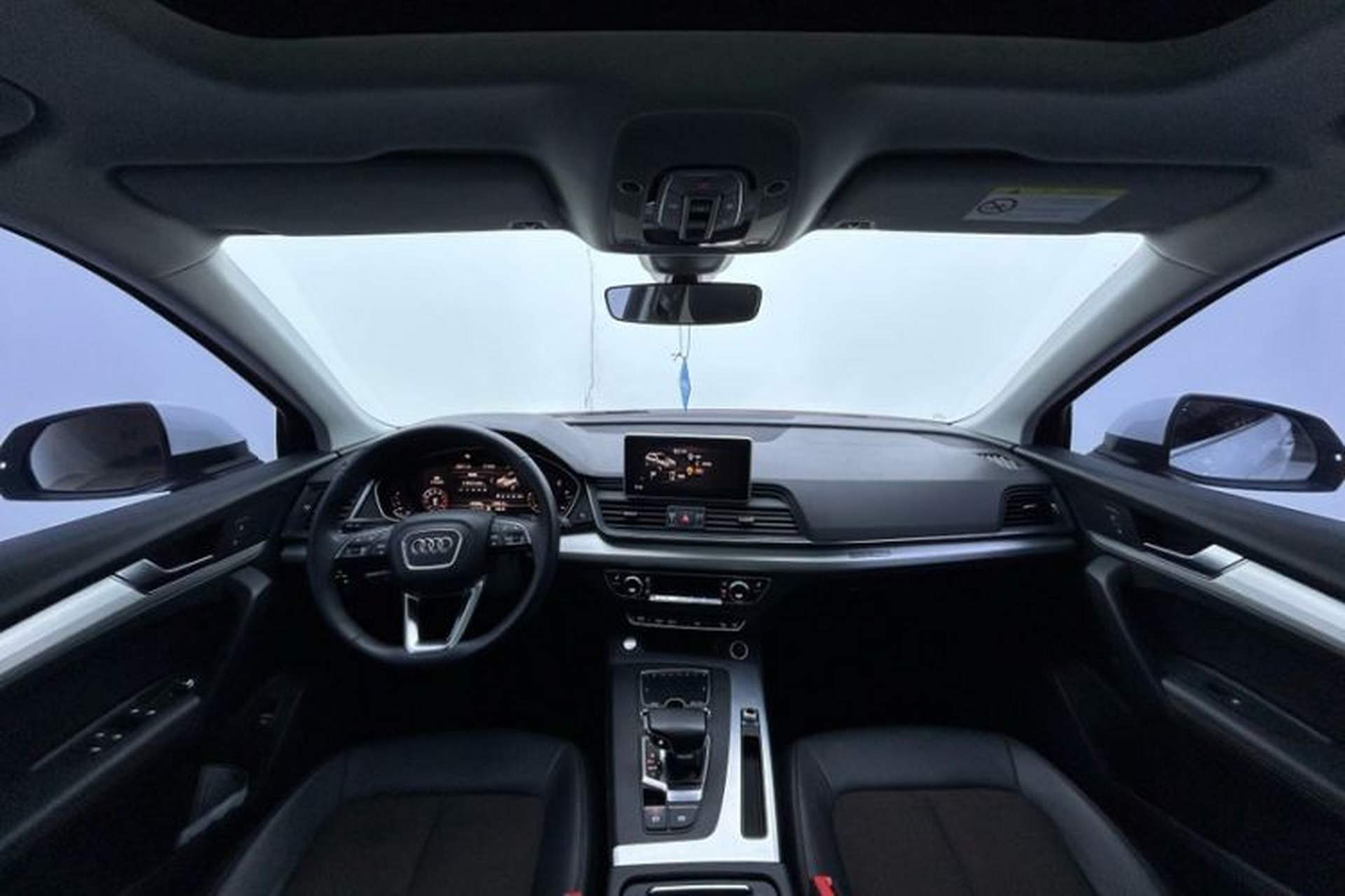 Used Audi Q5L 2018 40 TFSI Prestige Fashion Edition China VI Interior 2