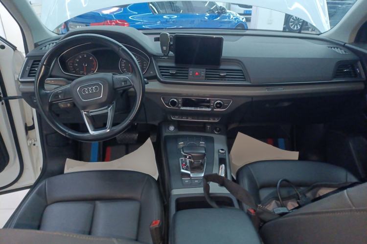 Used Audi Q5L 2018 40 TFSI Prestige Edition China V Interior 2
