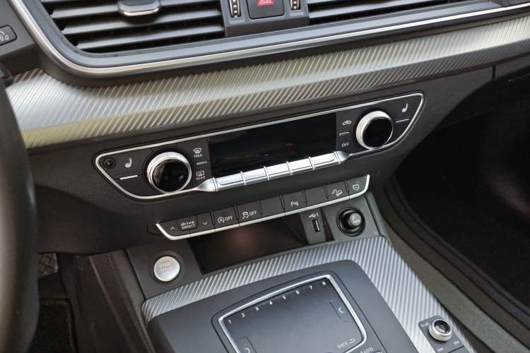 Used Audi Q5L 2018 45 TFSI Prestige Sport China V Interior 2