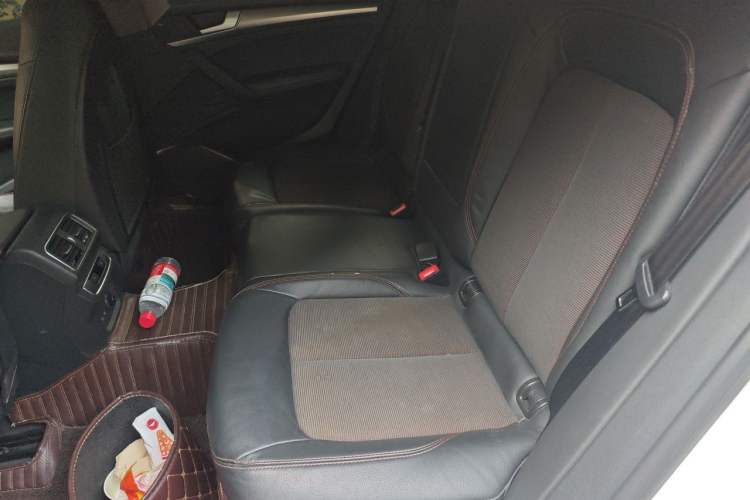 Used Audi Q5L 2018 45 TFSI Prestige Fashion Edition China VI Emission Standard Interior 4