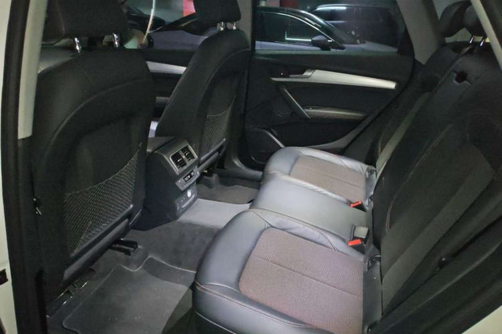 Used Audi Q5L 2018 40 TFSI Prestige Fashion Edition China VI Interior 4