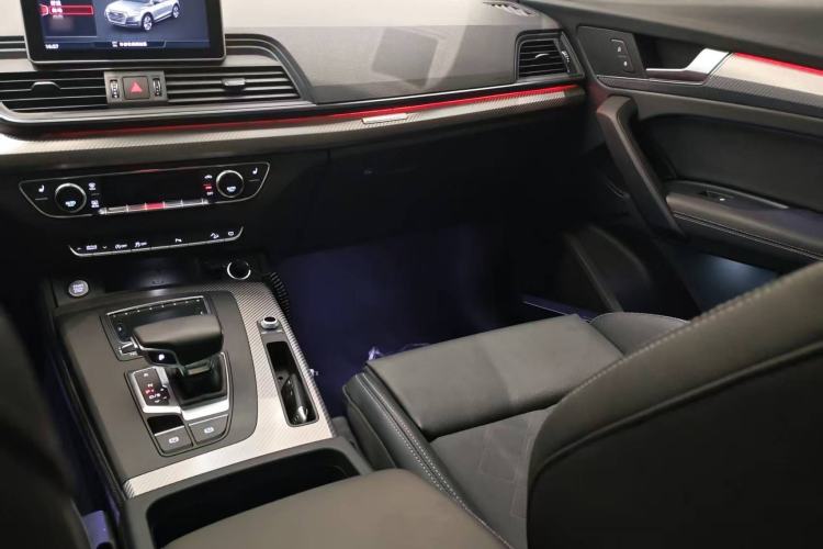 Used Audi Q5L 2018 45 TFSI Prestige Sporty Edition China VI Interior 5