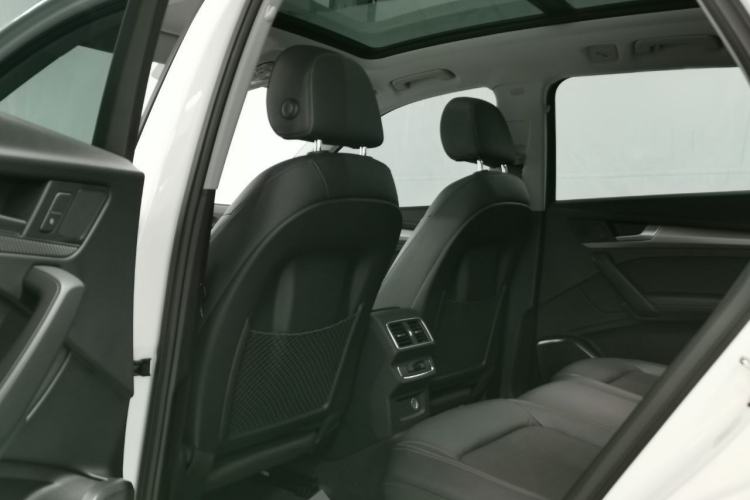 Used Audi Q5L 2018 45 TFSI Prestige Fashion Edition China V Emission Standard Interior 6