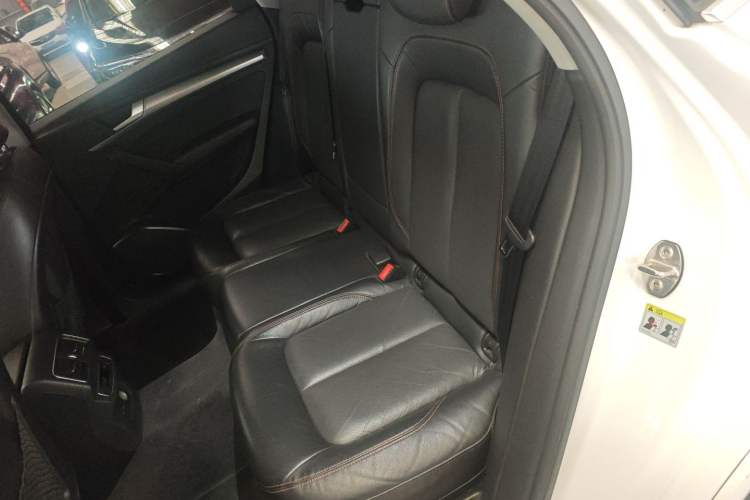 Used Audi Q5L 2018 45 TFSI Prestige Fashion Edition China V Emission Standard Interior 7