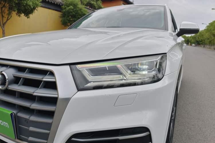 Used Audi Q5L 2018 45 TFSI Prestige Fashion Edition China V Emission Standard Left Front Headlight
