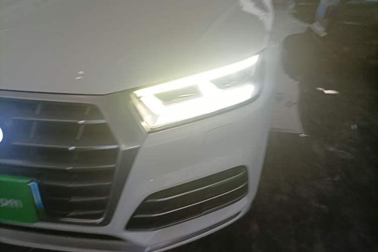 Used Audi Q5L 2018 45 TFSI Prestige Fashion Edition China V Emission Standard Left Front Headlight